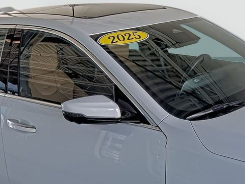 Used 2025 Cadillac CT5 Premium Luxury w/ Platinum Package image 17