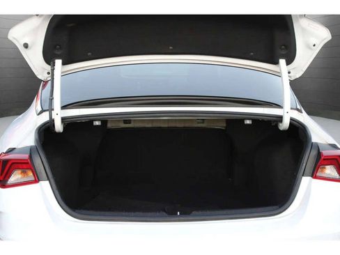 Used 2022 Kia K5 GT-Line image 9