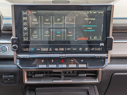 Used 2025 GMC Hummer EV 3X w/ LPO, Sport Package AWD/4WD image 25