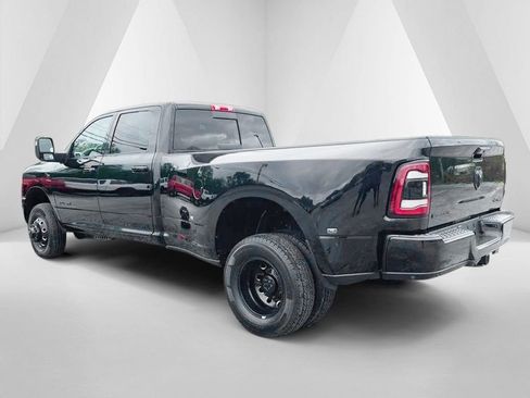 Used 2024 RAM 3500 Big Horn w/ Night Edition AWD/4WD image 5