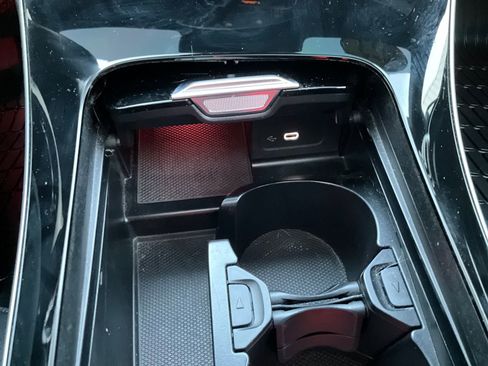 Used 2023 Mercedes-Benz C 300 4MATIC Sedan image 23