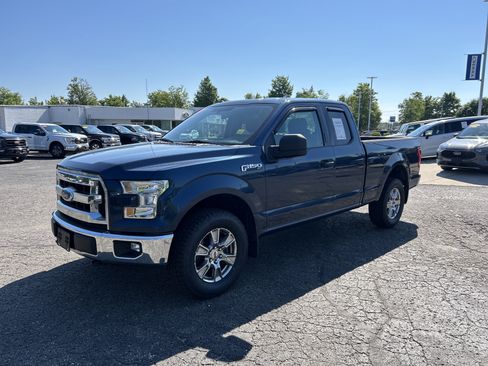 Used 2017 Ford F150 XLT AWD/4WD image 7
