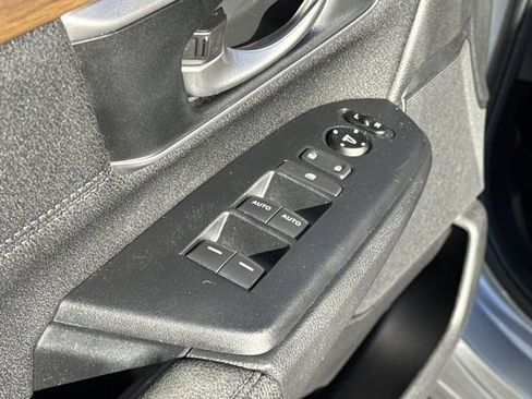 Used 2019 Honda CR-V EX image 14