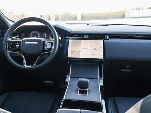 New 2026 Land Rover Range Rover Velar Dynamic SE image 14