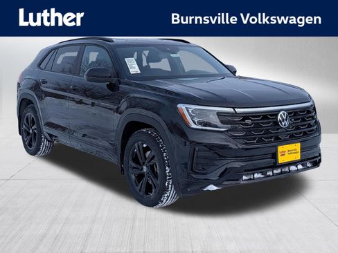 New 2026 Volkswagen Atlas Cross Sport SEL R-Line AWD/4WD image 1