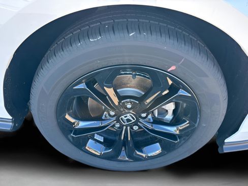 New 2025 Honda Accord SE image 28