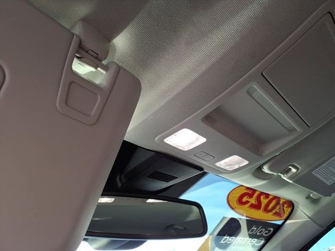 Certified 2025 Ford Ranger XLT w/ FX4 Off-Road Package image 18