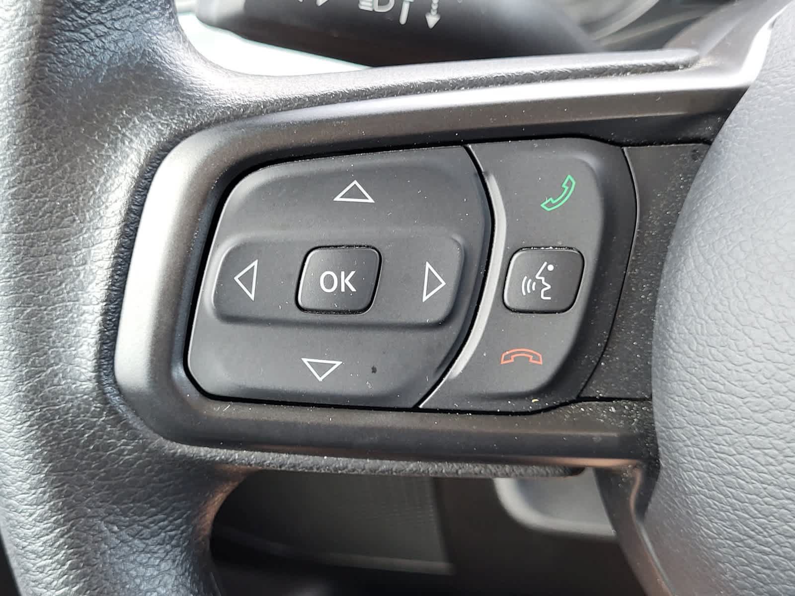 Used 2025 Jeep Gladiator Sport AWD/4WD image 16