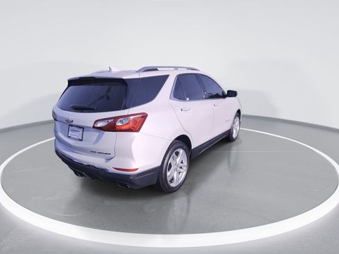 Used 2020 Chevrolet Equinox Premier image 8