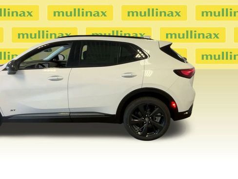 New 2025 Buick Envision Sport Touring image 7