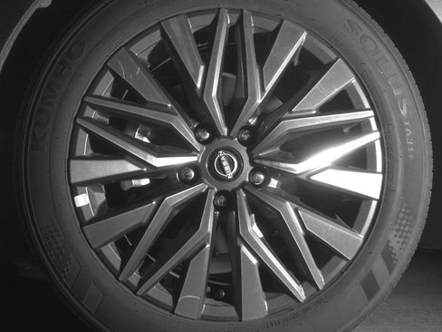 Used 2025 Nissan Altima 2.5 SV image 12