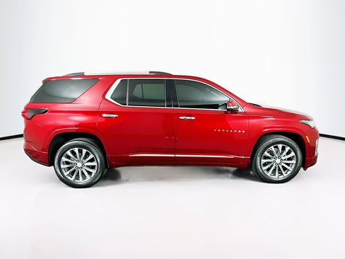 Used 2023 Chevrolet Traverse Premier w/ LPO, Floor Liner Package FWD image 10