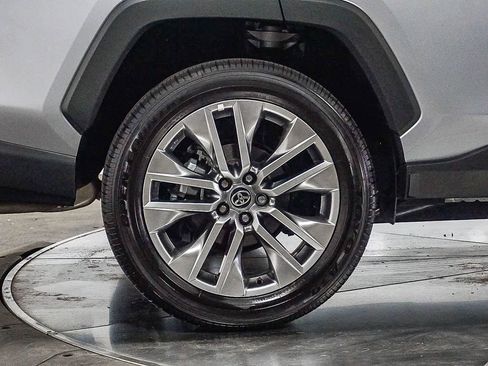 Certified 2025 Toyota RAV4 XLE Premium AWD/4WD image 8