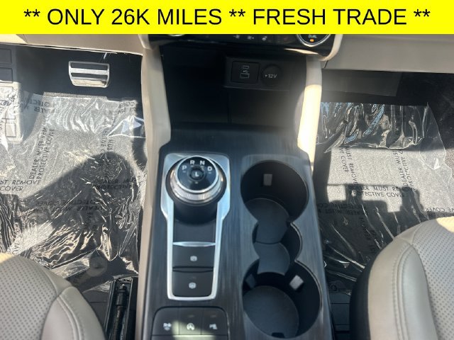 Used 2022 Ford Escape Titanium w/ Class II Trailer Tow Package AWD/4WD image 25