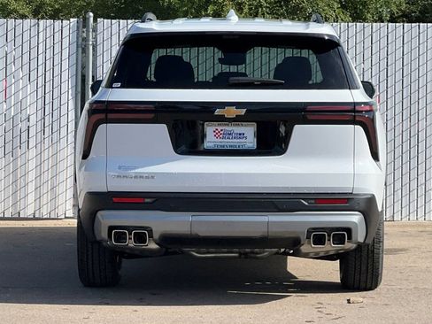 New 2026 Chevrolet Traverse LT w/ Driver Confidence Package image 5