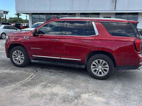 Used 2023 GMC Yukon Denali RWD image 4