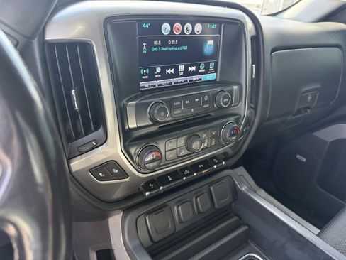Certified 2018 Chevrolet Silverado 1500 LT w/ Texas Edition image 17