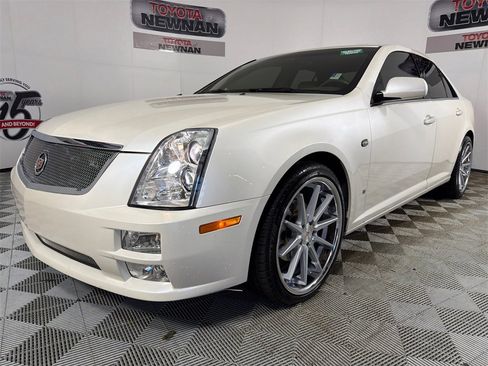 Used 2006 Cadillac STS V8 w/ Preferred Equipment Group image 8