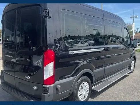 Used 2020 Ford Transit 350 XLT RWD image 5