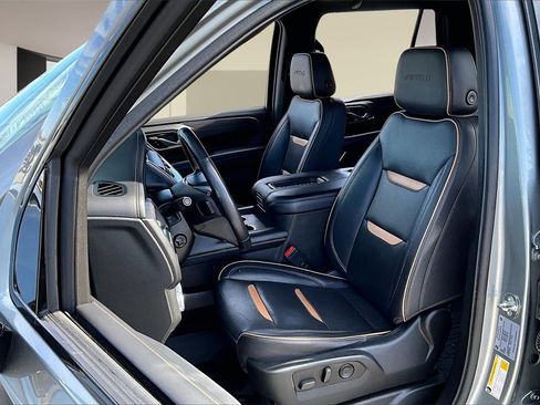Used 2023 GMC Yukon AT4 image 27