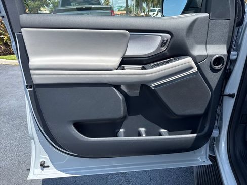 New 2026 Ford Expedition Active RWD image 18