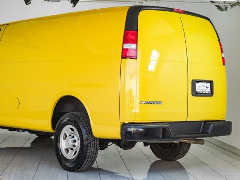 Used 2023 Chevrolet Express 2500 CARGO VAN POWER CONVENIENCE PK image 49