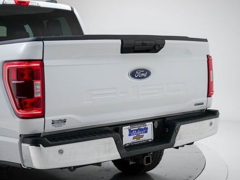 Used 2023 Ford F150 XLT w/ Trailer Tow Package image 5