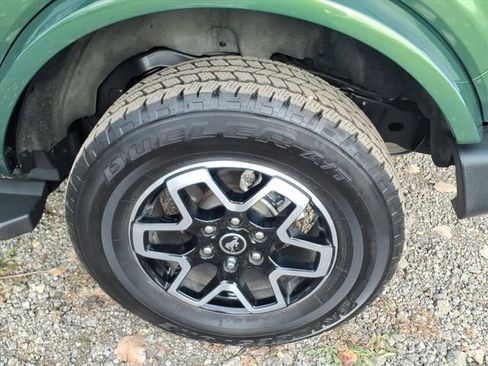 Certified 2024 Ford Bronco Outer Banks image 10