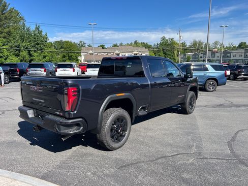 New 2026 GMC Sierra 2500 AT4 w/ AT4 Premium Plus Package AWD/4WD image 11