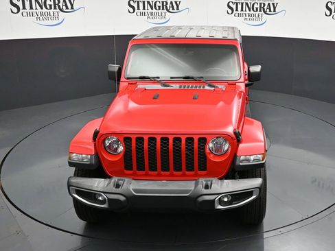 Used 2022 Jeep Gladiator Sport image 10