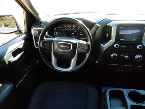 Used 2019 GMC Sierra 1500 SLE w/ SLE Value Package image 19