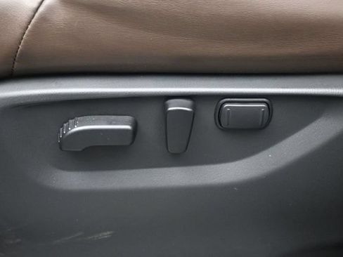 Used 2023 Nissan Armada Platinum w/ Captain's Chairs Package RWD image 26