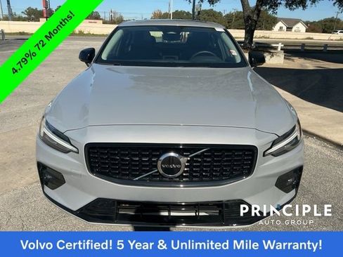 Certified 2024 Volvo S60 B5 Core image 3