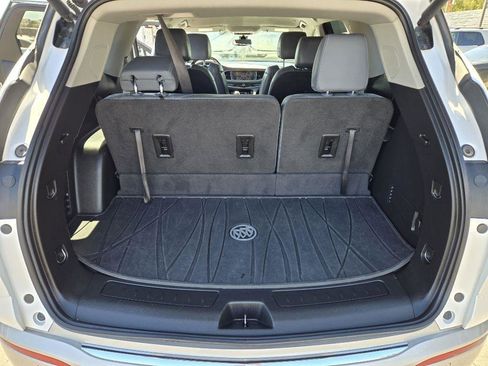 Used 2021 Buick Enclave Essence w/ Sound and Sites Package image 27