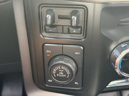 Used 2023 Ford F150 Raptor AWD/4WD image 27