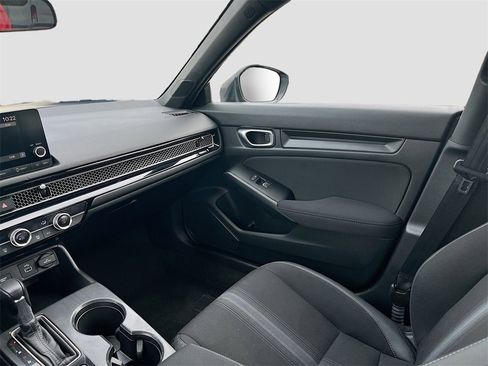 Used 2023 Honda Civic Sport image 21