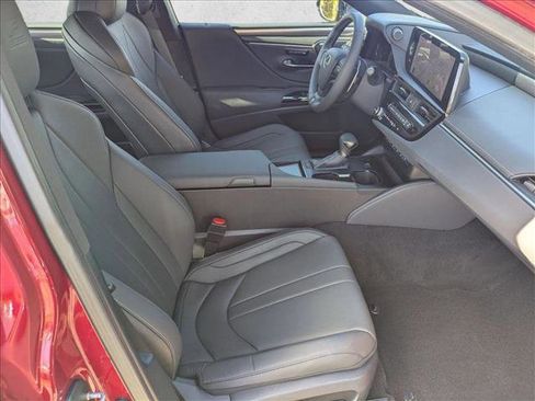 Used 2025 Lexus ES 350 F Sport image 22