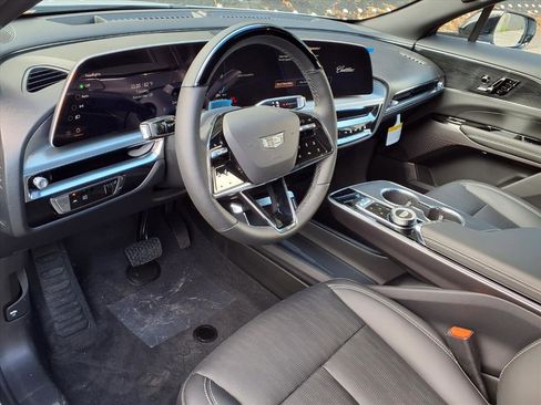 Used 2026 Cadillac Lyriq Sport image 15