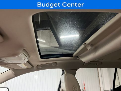 Used 2018 GMC Acadia Denali image 27