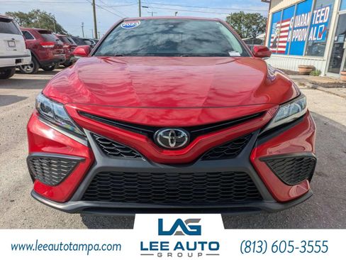 Used 2023 Toyota Camry SE FWD image 8