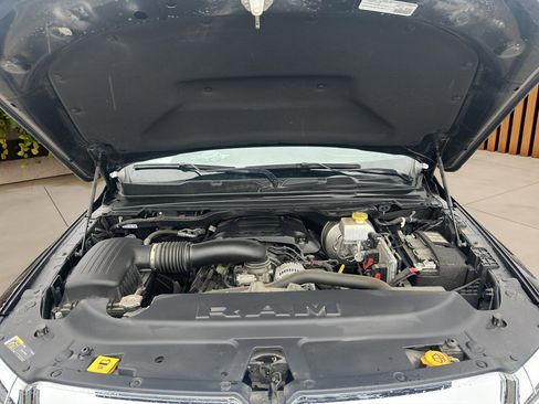 Used 2022 RAM 1500 Limited w/ Body-Colour Bumper Group image 18