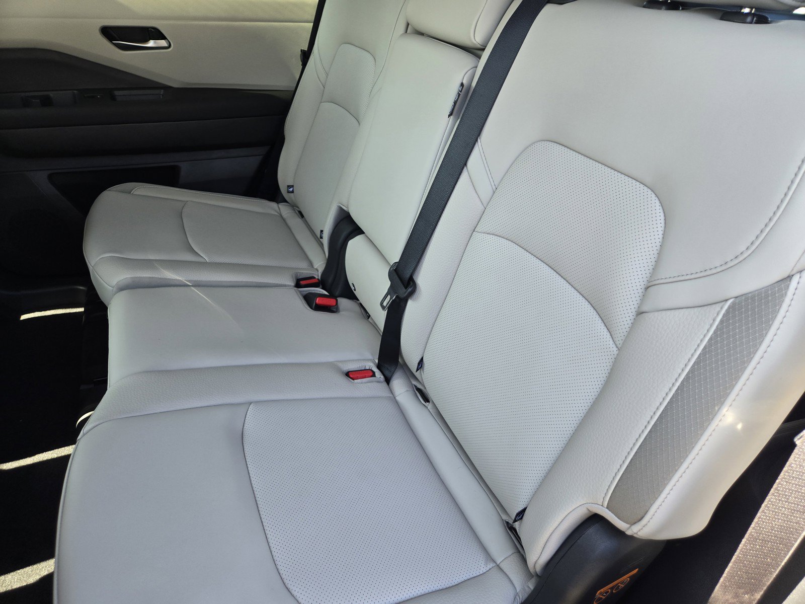 New 2026 Nissan Pathfinder SL AWD/4WD image 9