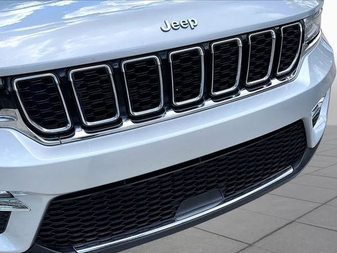 Used 2024 Jeep Grand Cherokee Limited 4xe AWD/4WD image 30