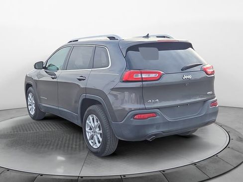Used 2015 Jeep Cherokee Latitude image 3