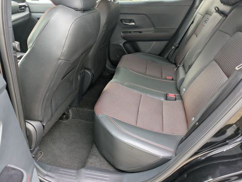 Certified 2025 Nissan Kicks SR image 26