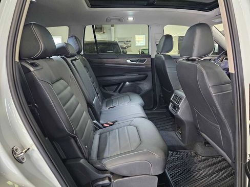 New 2026 Volkswagen Atlas SEL image 12