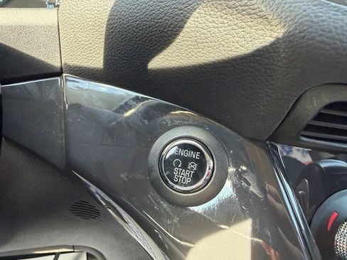 Used 2016 Ford Escape Titanium AWD/4WD image 21