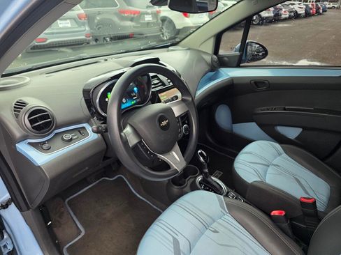 Used 2015 Chevrolet Spark LT image 10