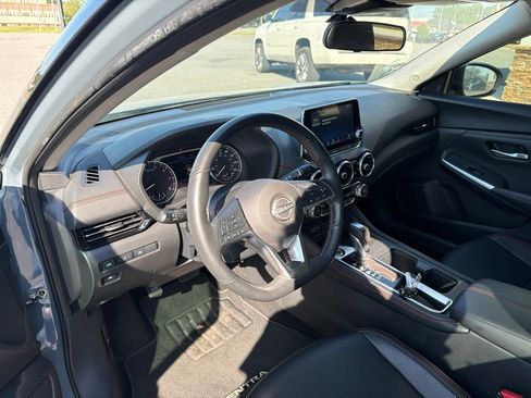 Used 2024 Nissan Sentra SR w/ SR Premium Package FWD image 4