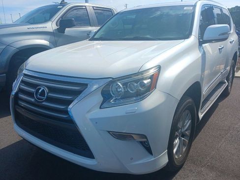 Used 2015 Lexus GX 460 w/ Premium Package AWD/4WD image 2
